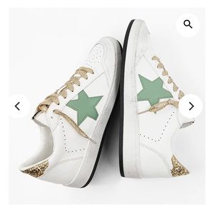 ShuShop Sz 7.5. Worn 2 times.